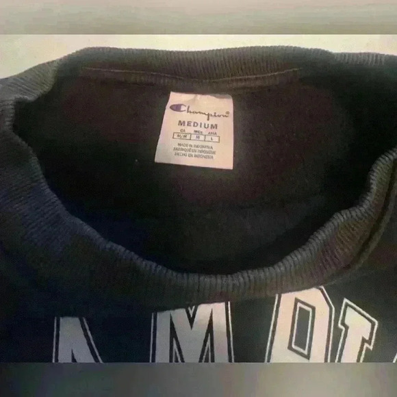 champion-women’s-power blend-vintage-wash-crew neck-solar-wash-black size M - Picture 2 of 4